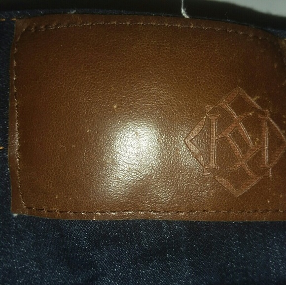 Kayden. K Tapered Cut Off Jeans - Picture 6 of 6